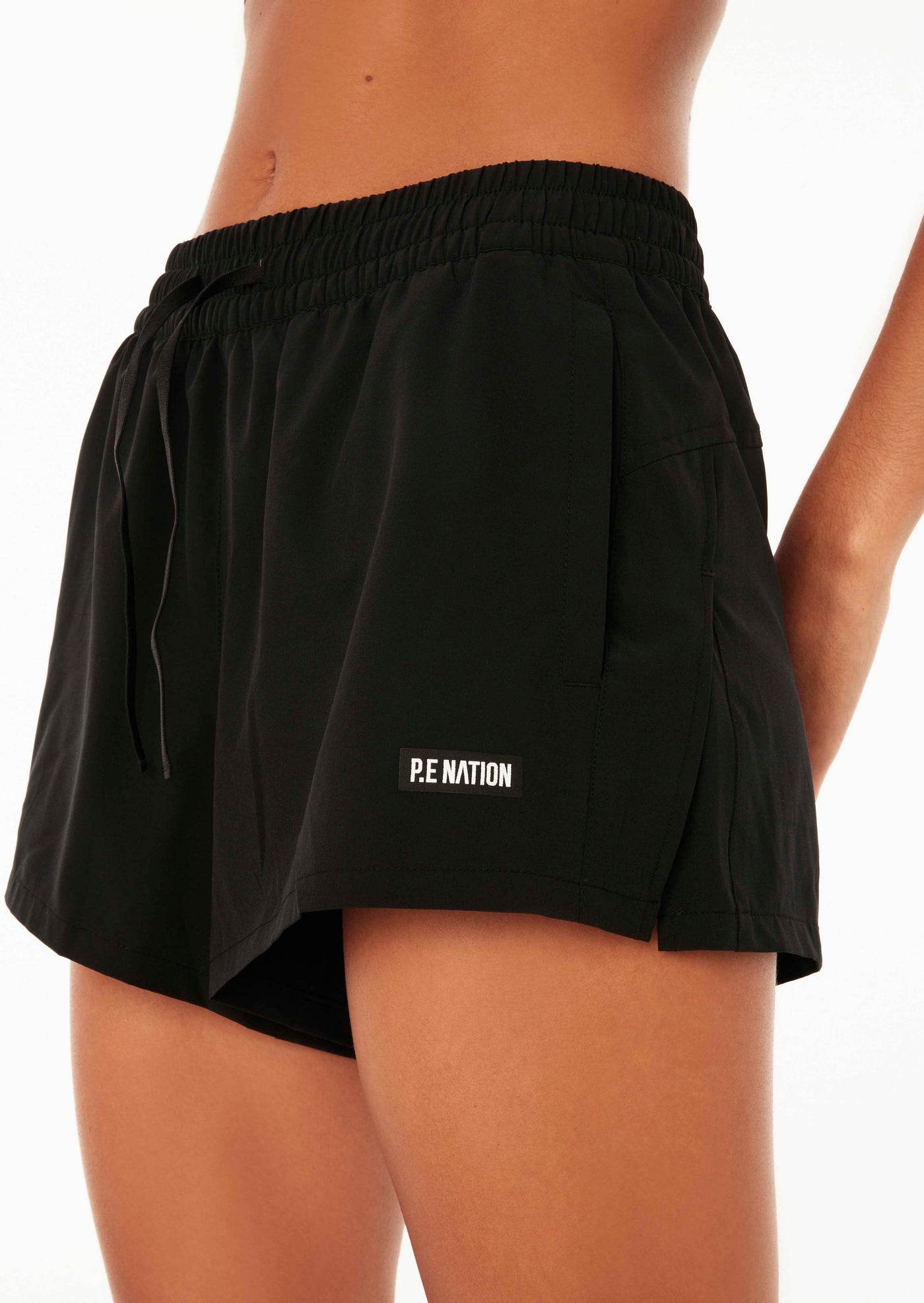 REMATCH SHORT IN BLACK