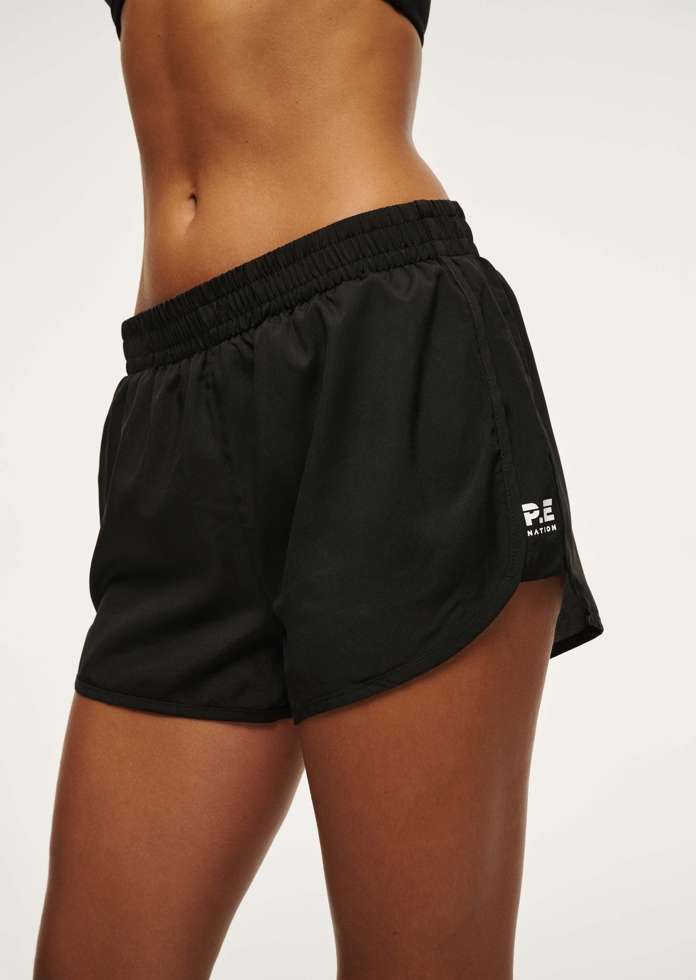 PRESET SHORT IN BLACK