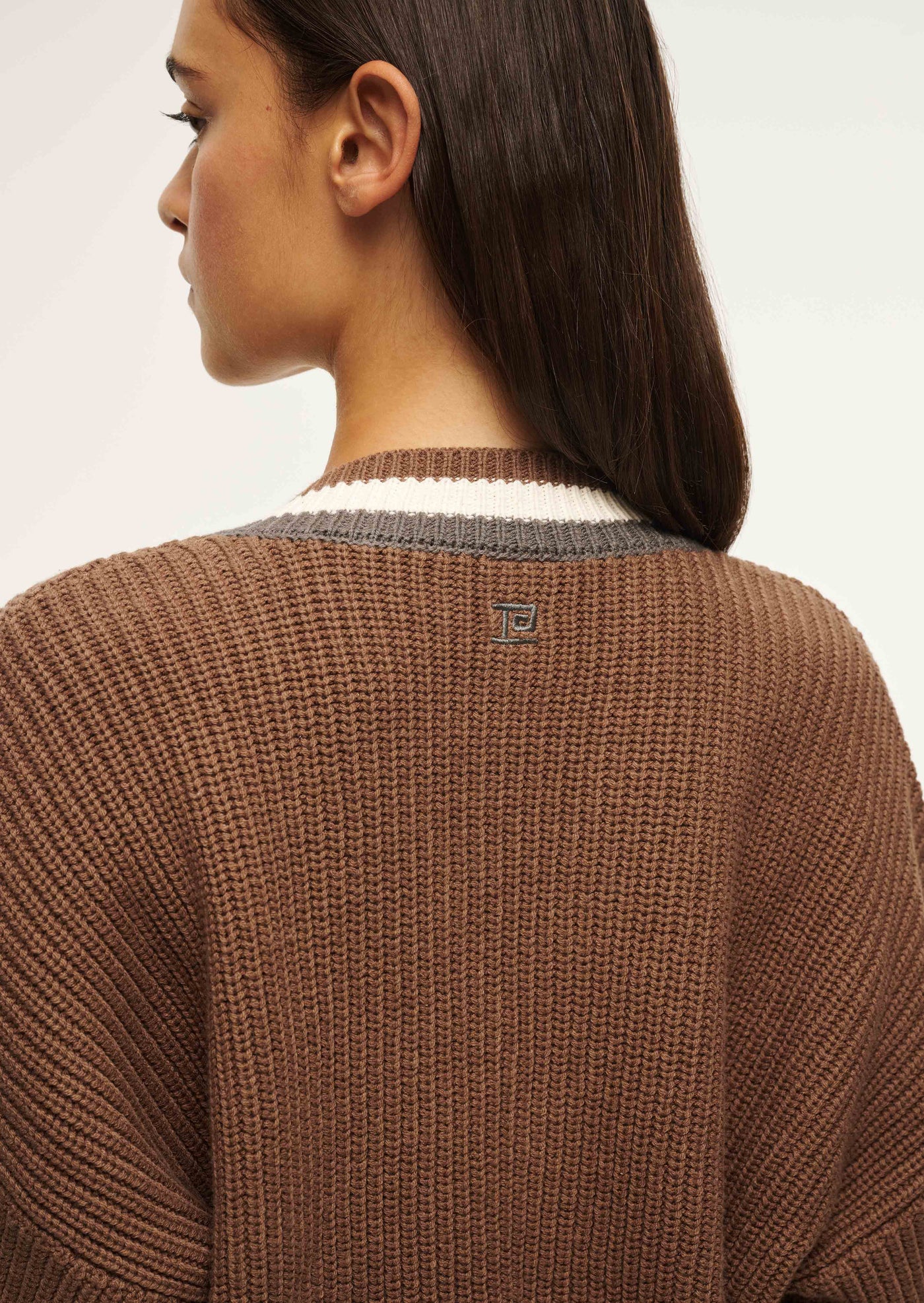 FEEDBACK KNIT SWEAT IN FOSSIL