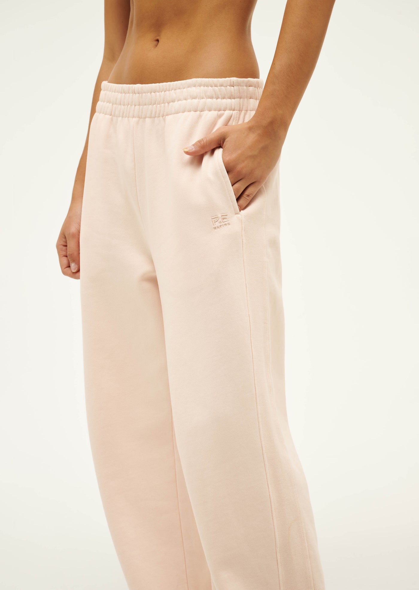 ADVENTURE TRACKPANT IN WASHED BLUSH