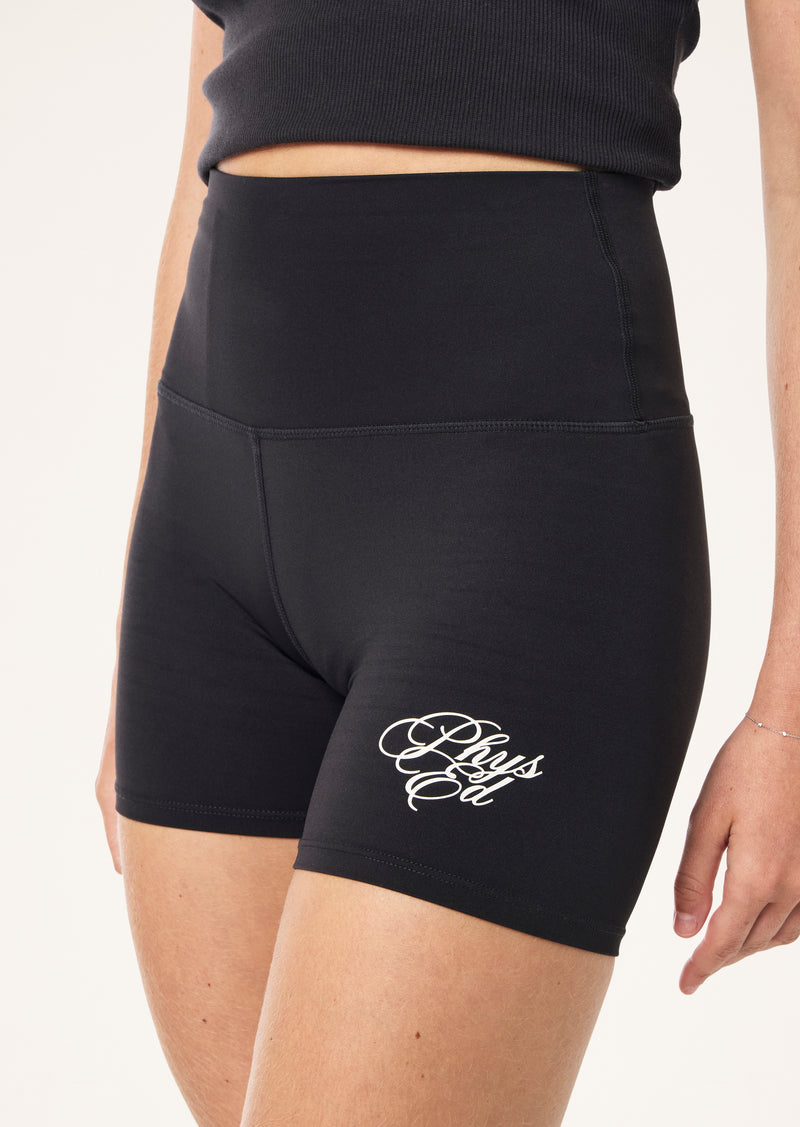 ALUMNI 5" BIKE SHORT IN LICORICE