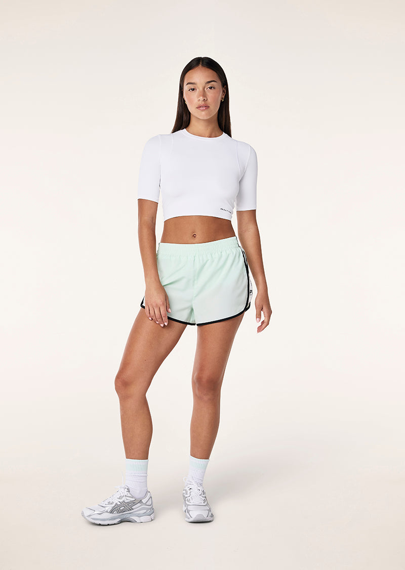 ELEMENTAL CROP TEE IN OPTIC WHITE