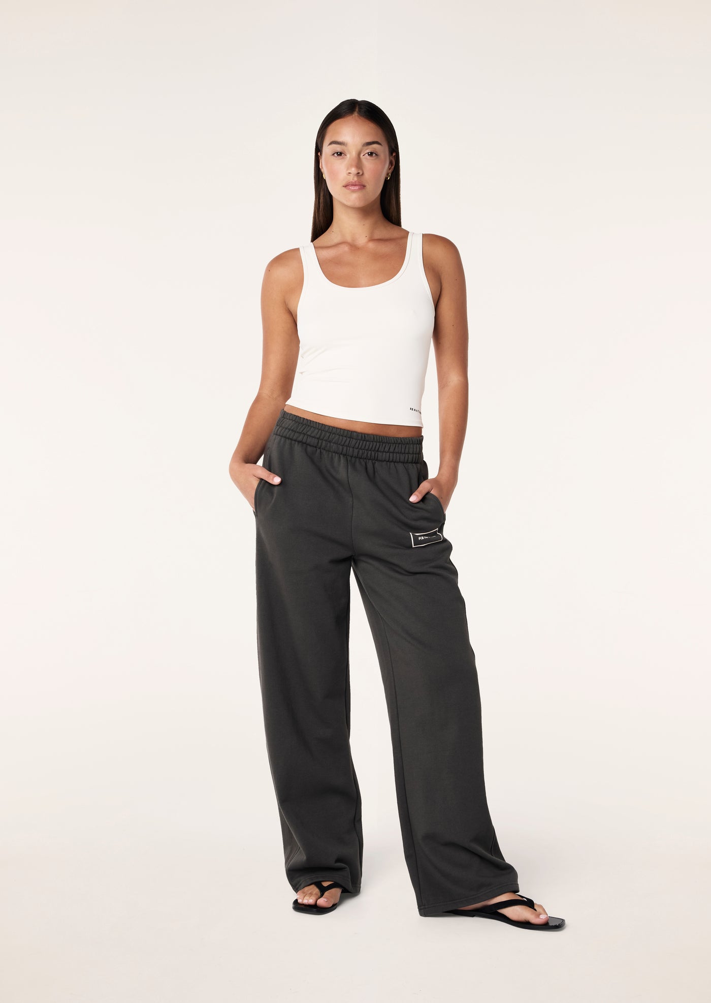 NEO TRACKPANT IN GUNMETAL