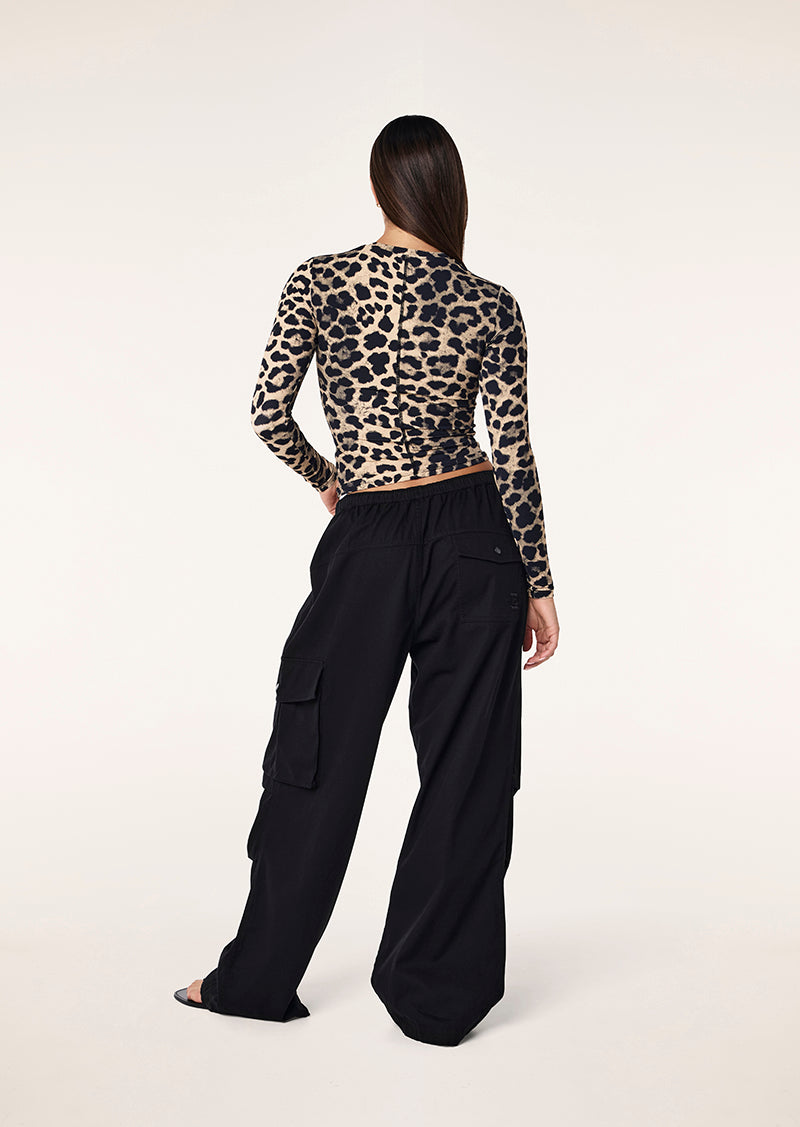 FOUNDATION LONG SLEEVE TOP IN LEOPARD