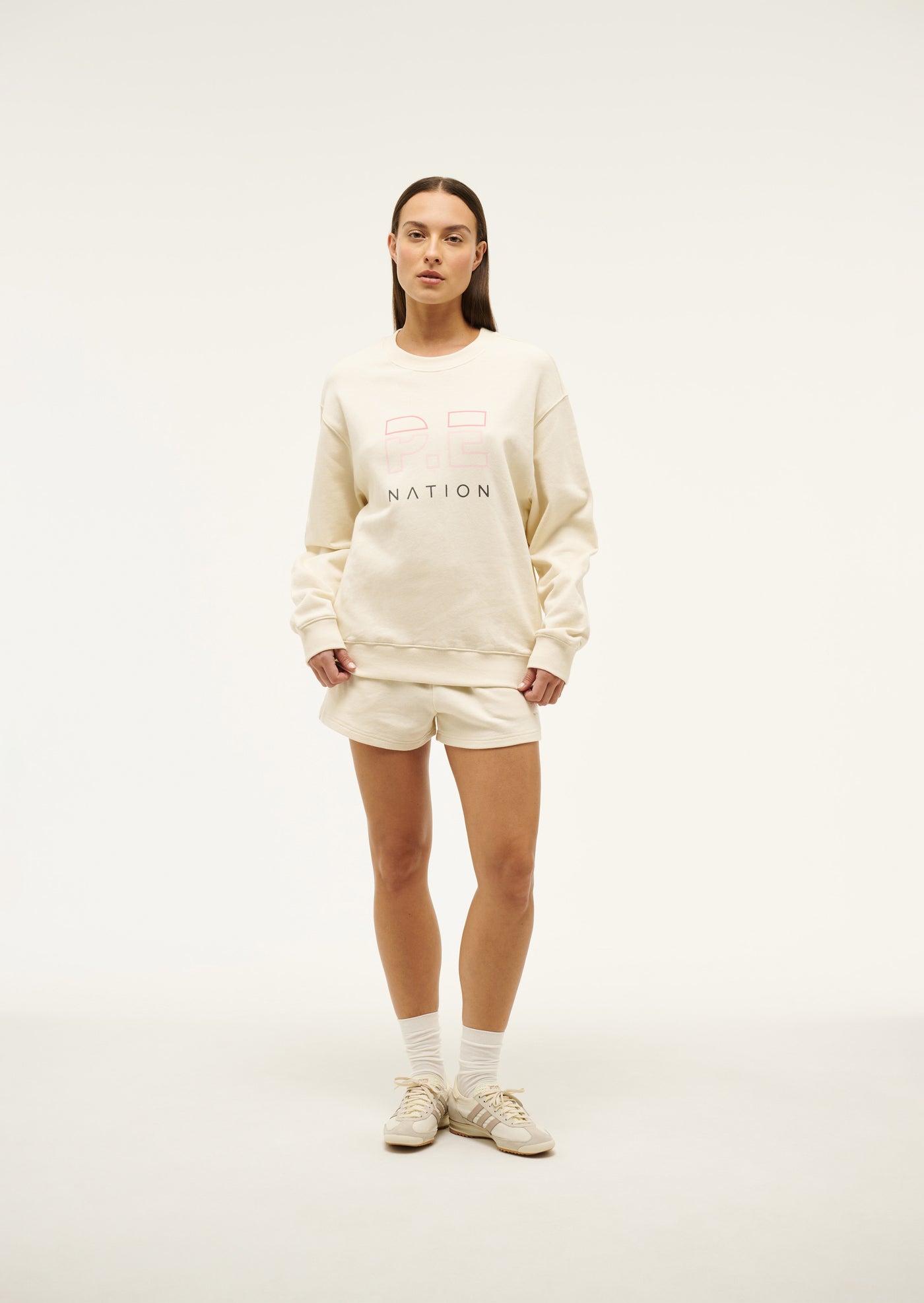 HEADS UP SWEAT IN WHISPER WHITE