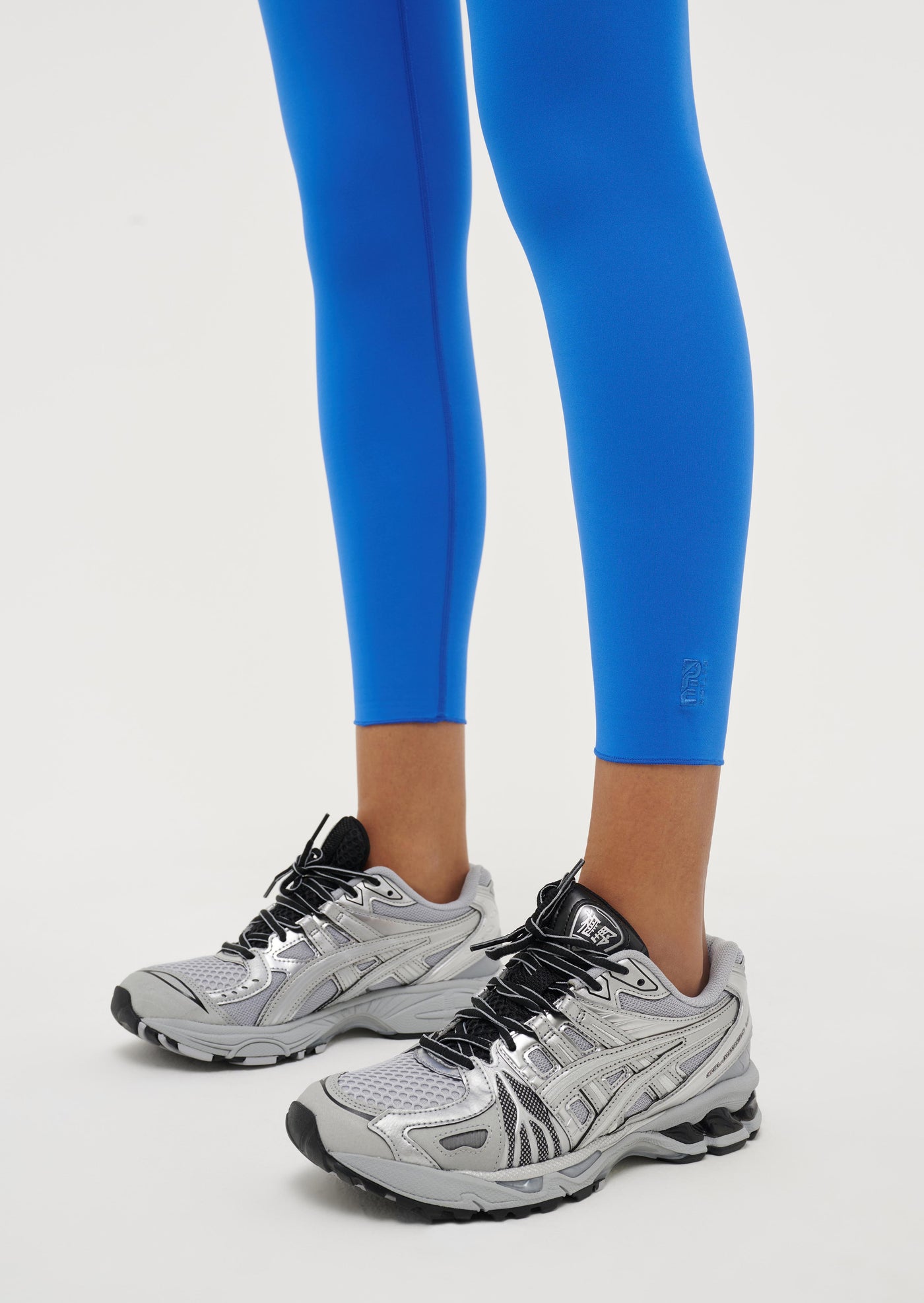 RECALIBRATE 7/8 LEGGING IN ELECTRIC BLUE