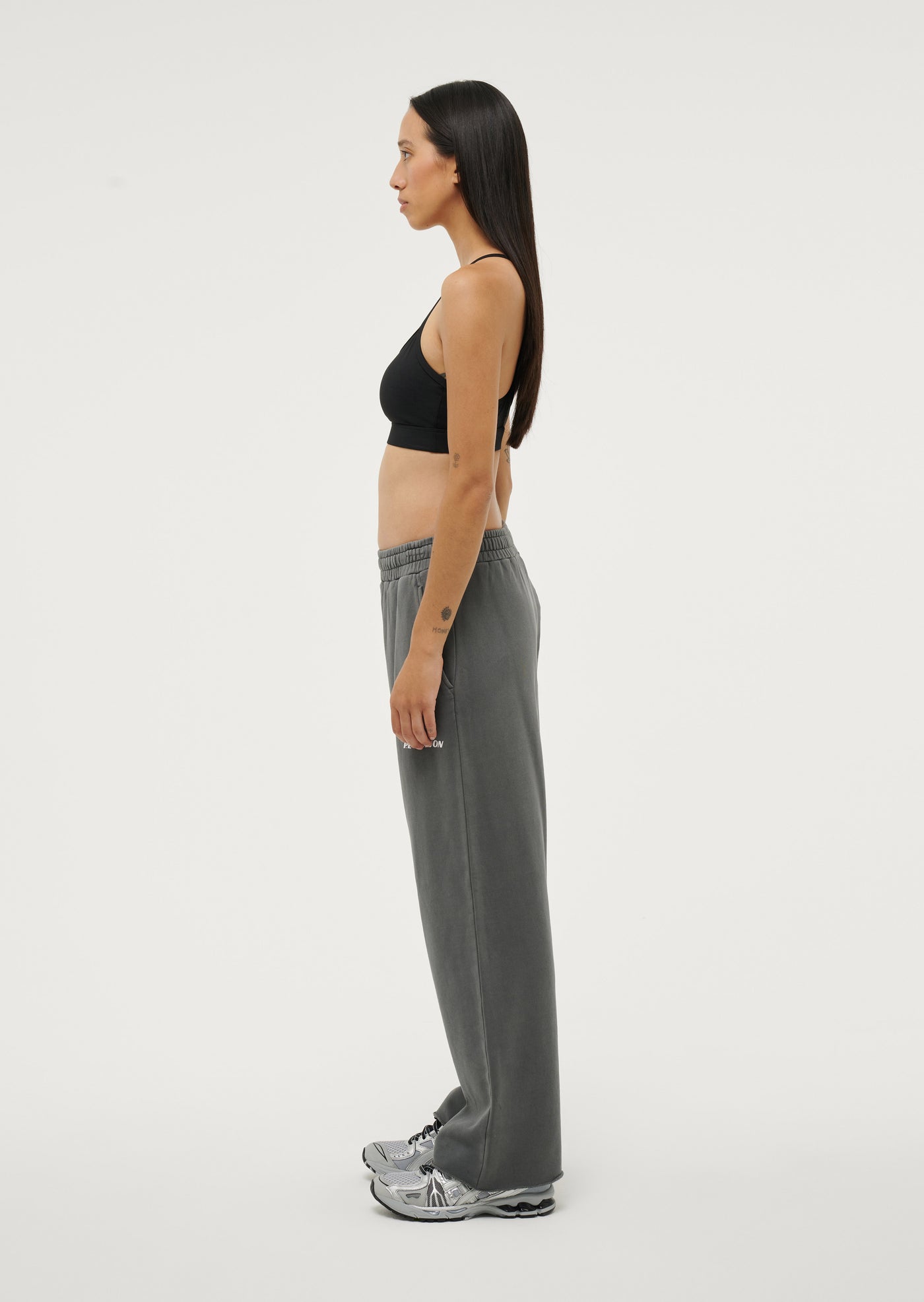 WEST FOURTH TRACKPANT IN DARK SHADOW