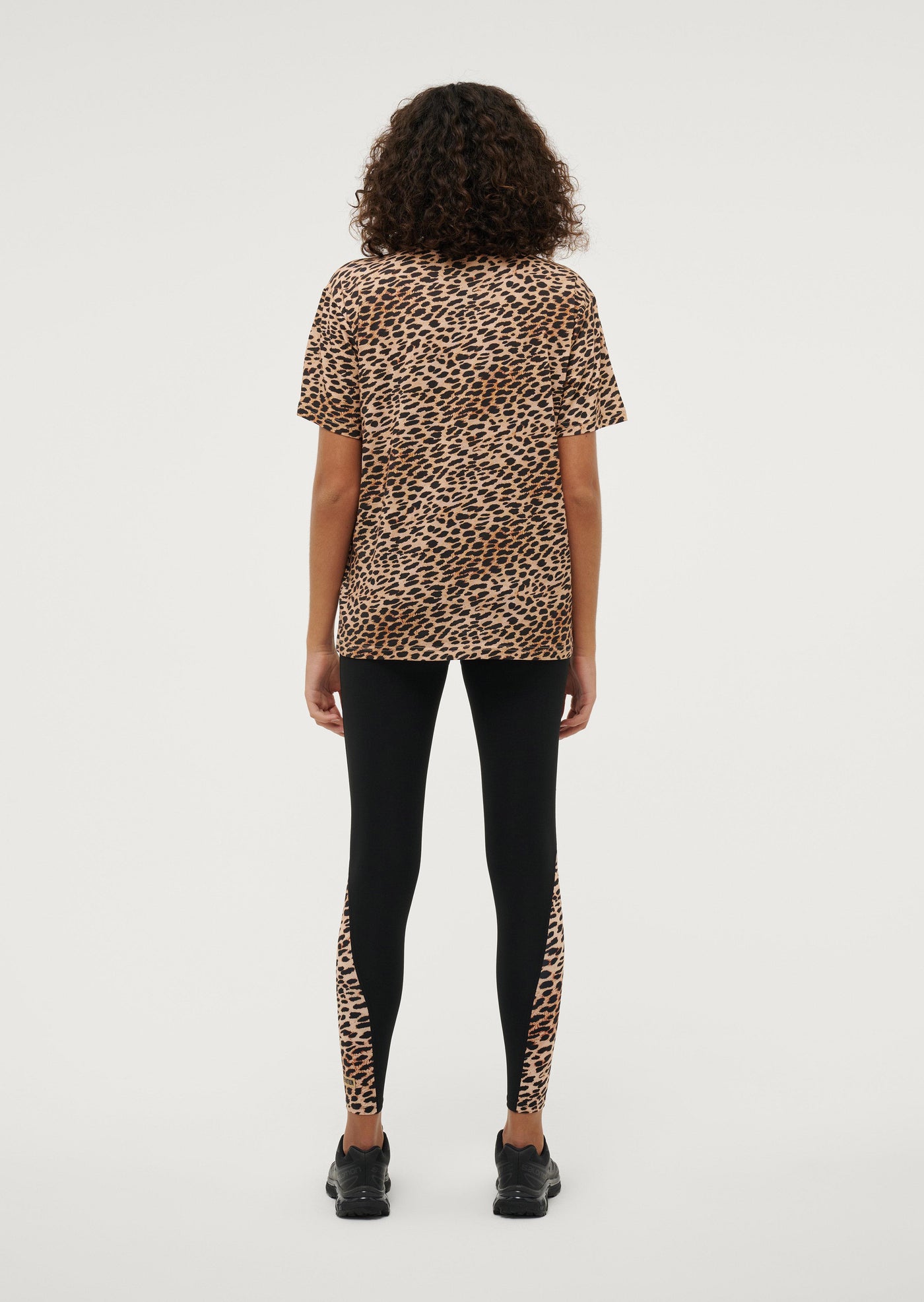 HEADS UP TEE IN CHEETAH PRINT