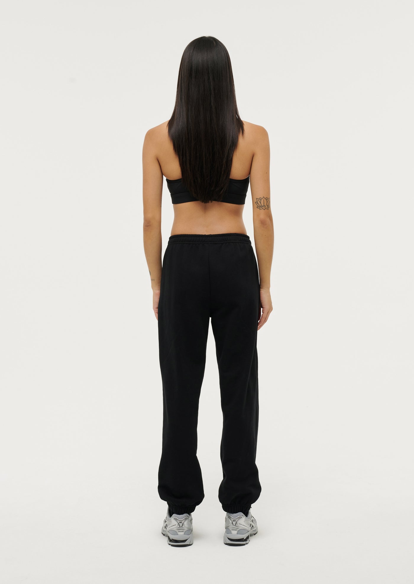 TIEBREAK TRACKPANT IN BLACK