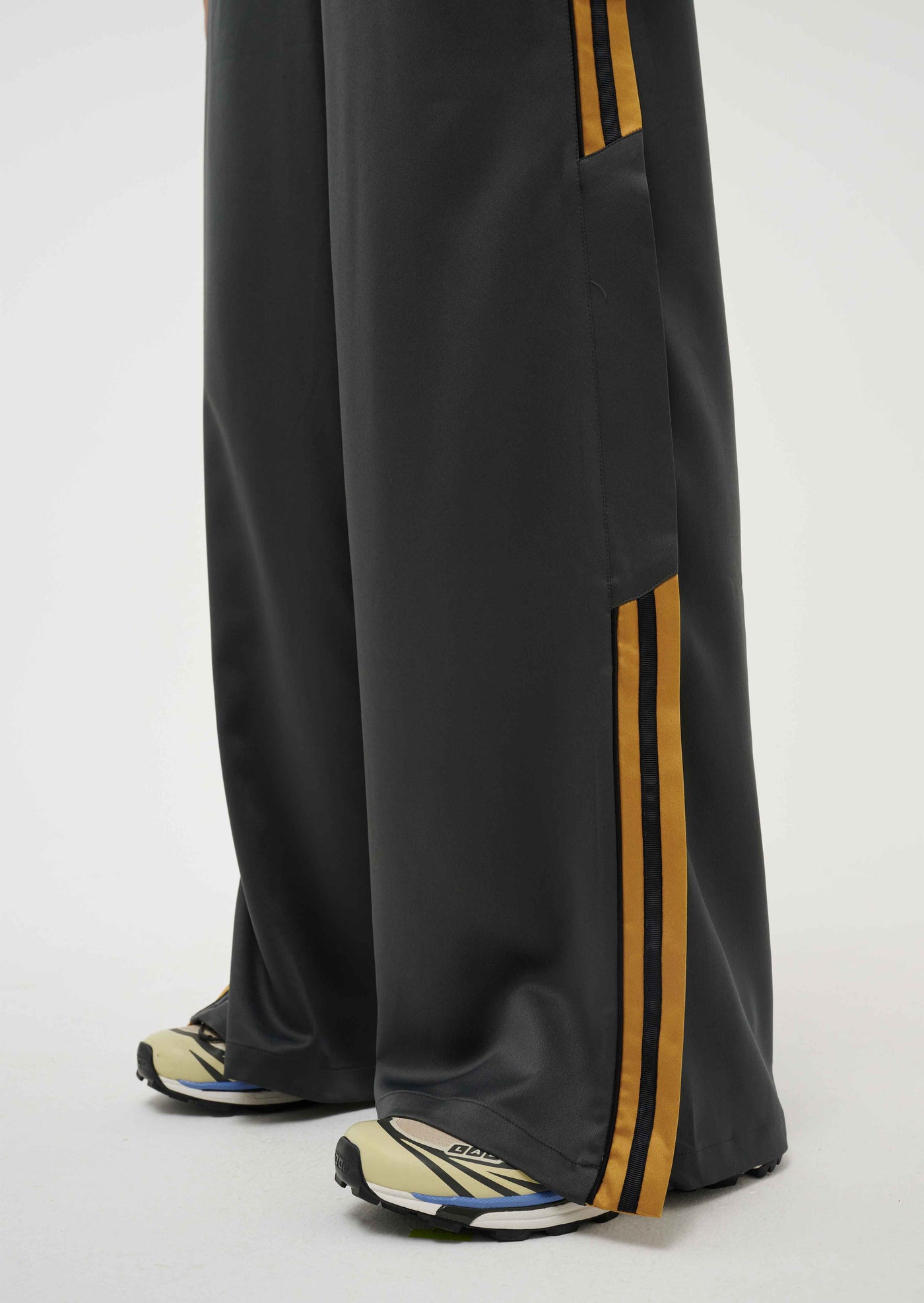 PODIUM PANT IN DARK SHADOW