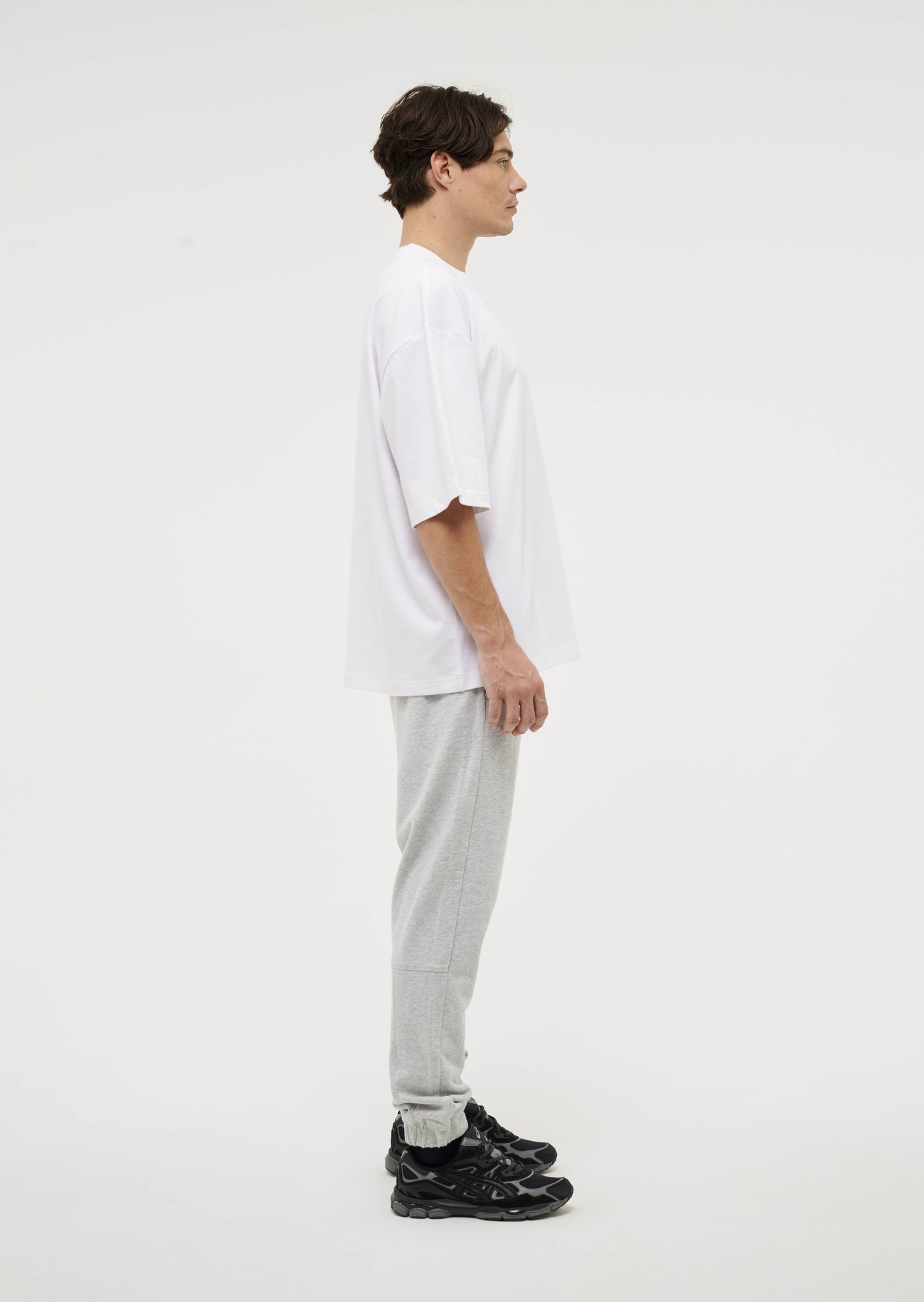 BOUNDARY LINE TEE IN OPTIC WHITE