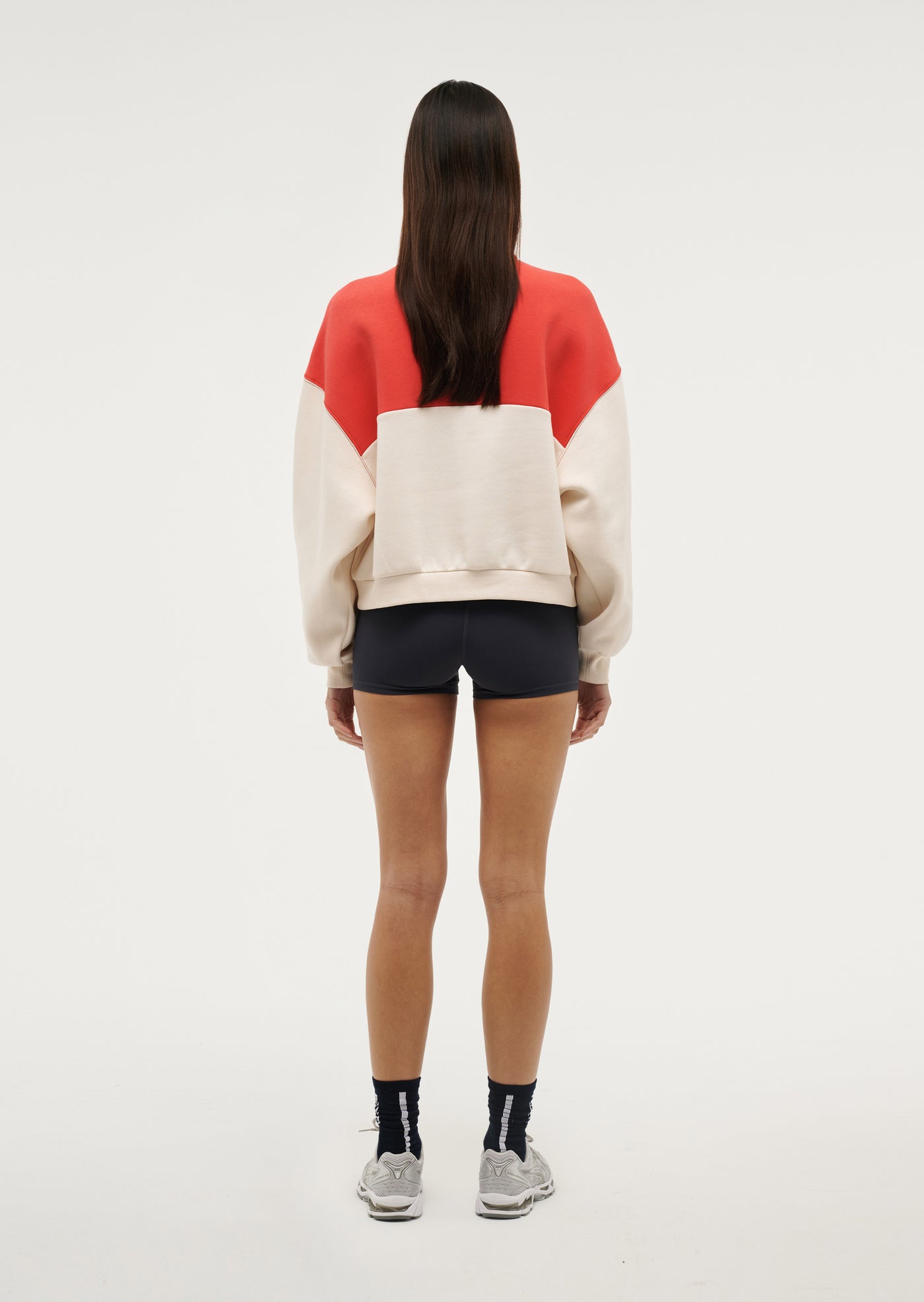 CENTRE FIELD SWEAT IN WHISPER WHITE / POPPY RED