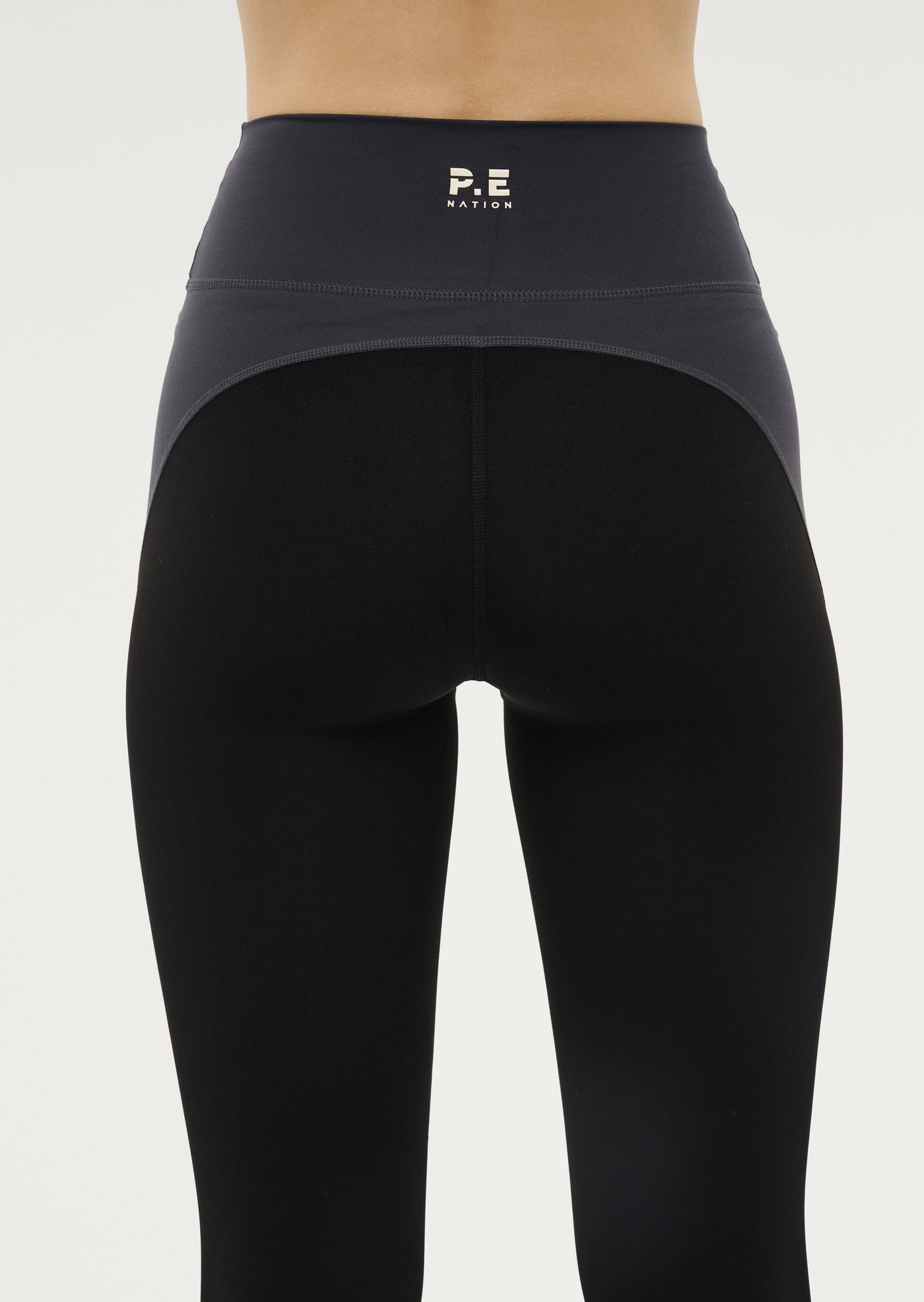 TEMPO LEGGING IN MARINE BLUE / BLACK