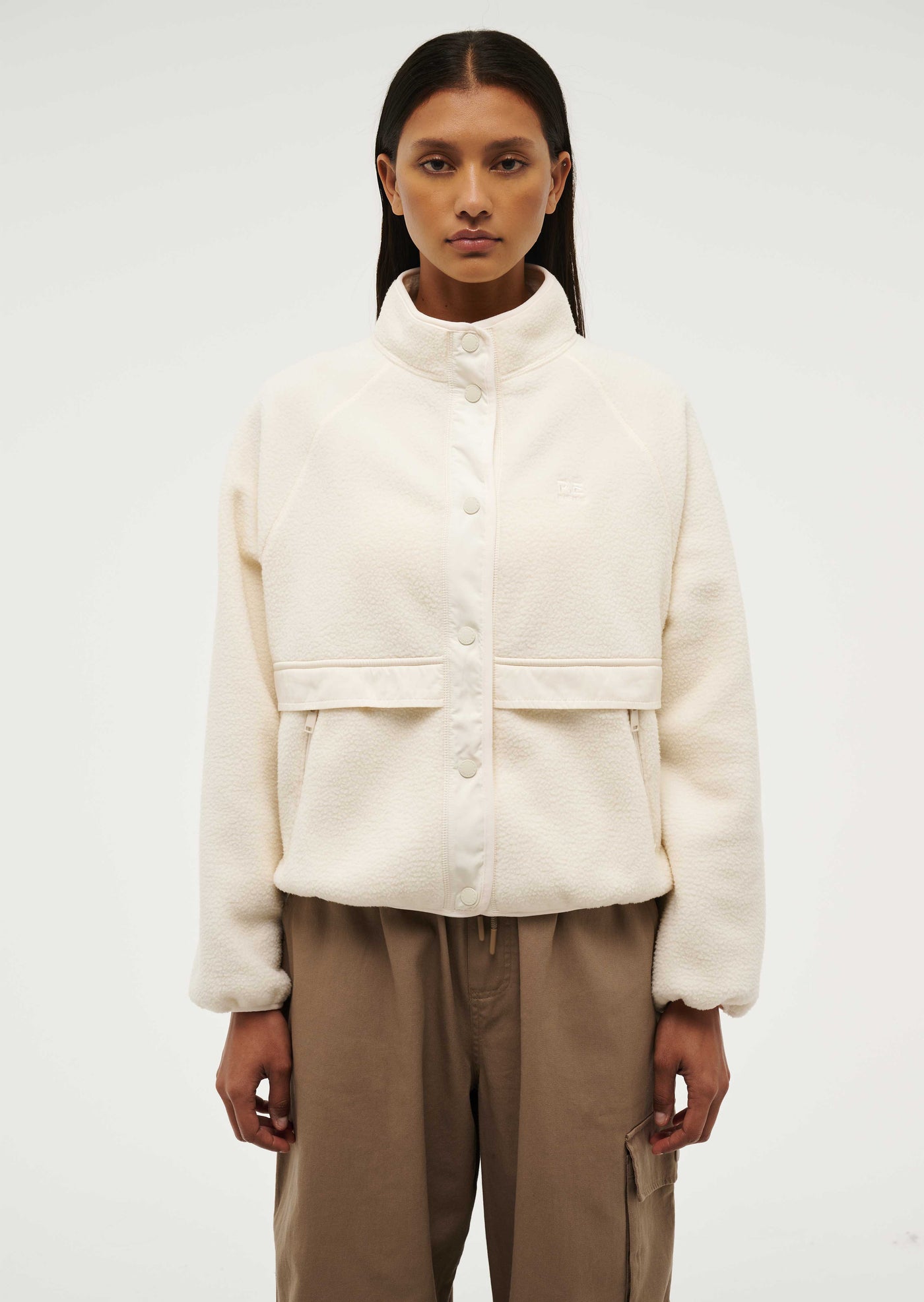 TECHNIQUE JACKET IN WHISPER WHITE