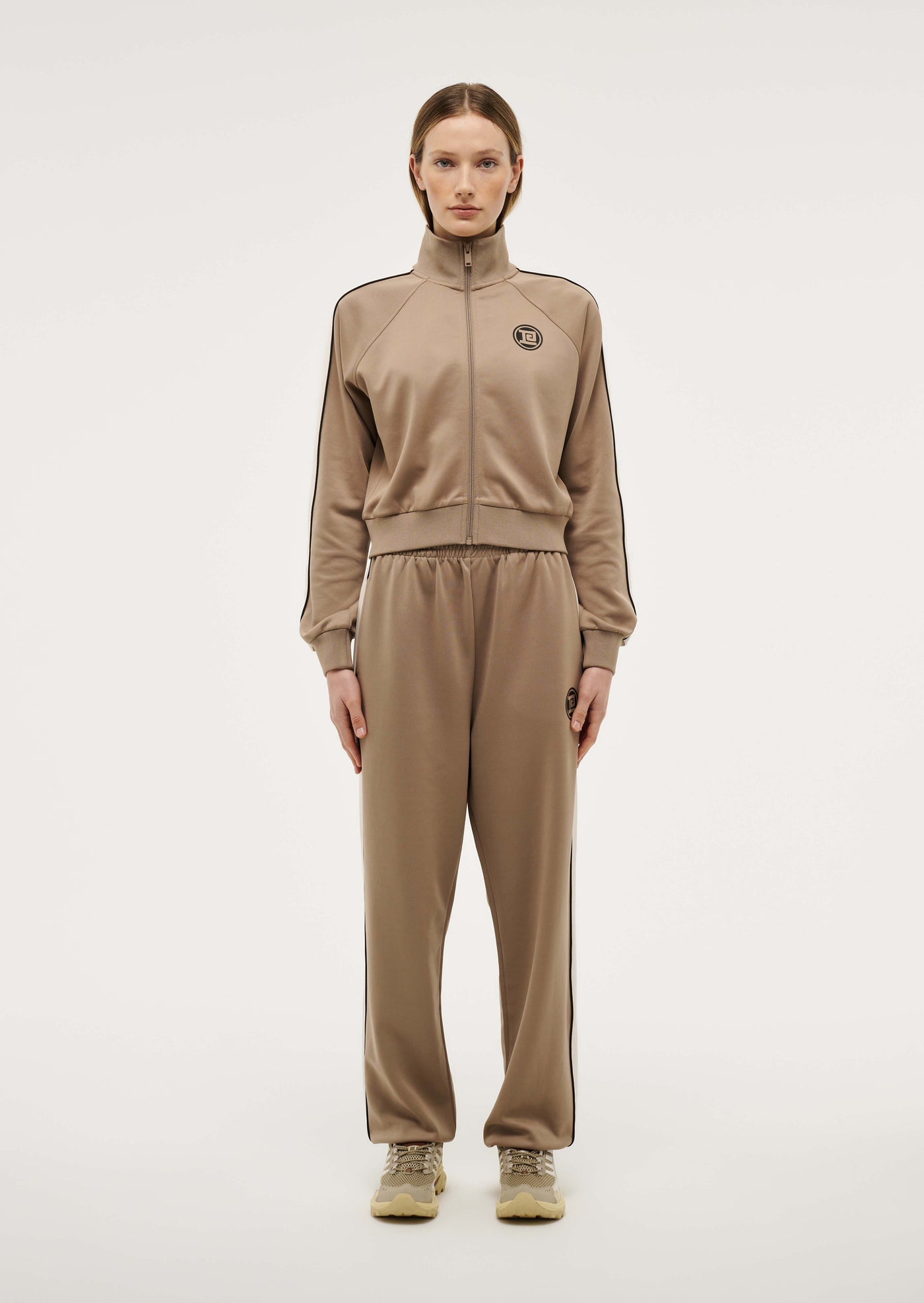 HOME GROUND TRACKPANT IN TAUPE