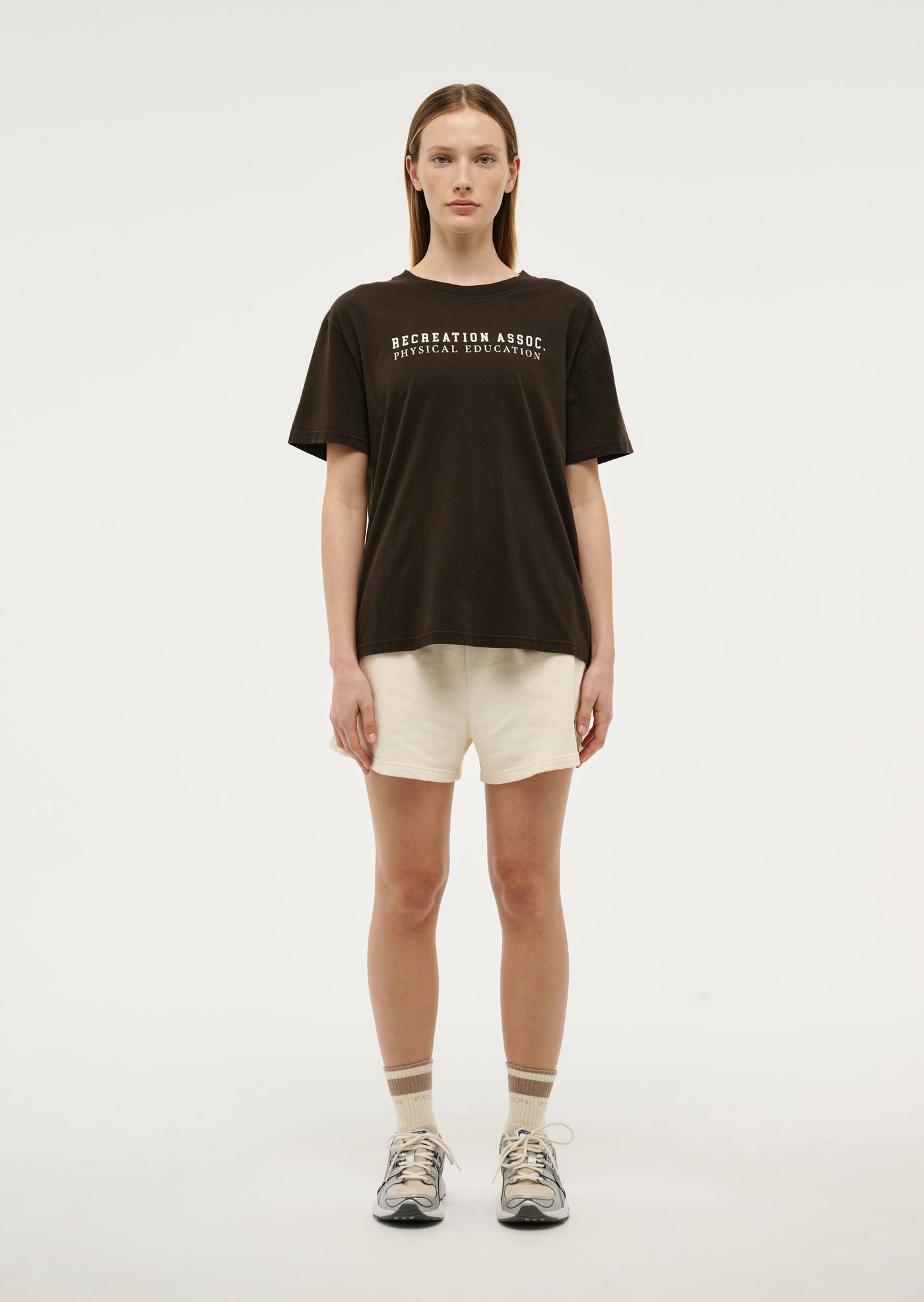 ATMOS SHORT SLEEVE TEE IN WASHED COFFEE