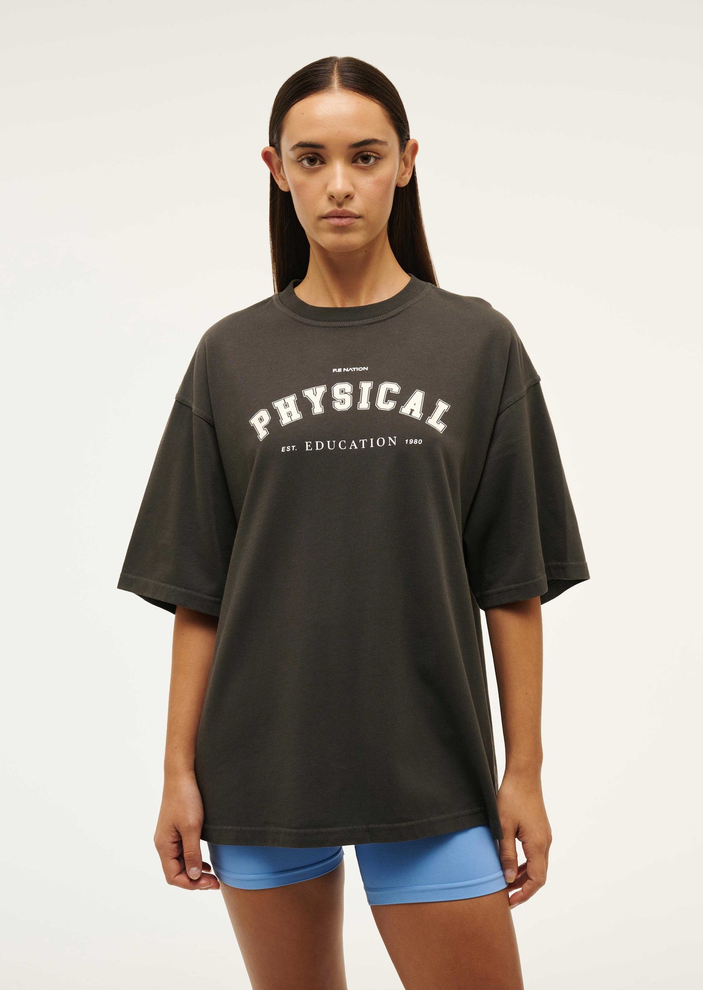 PHYSICAL OVERSIZED TEE IN WASHED BLACK