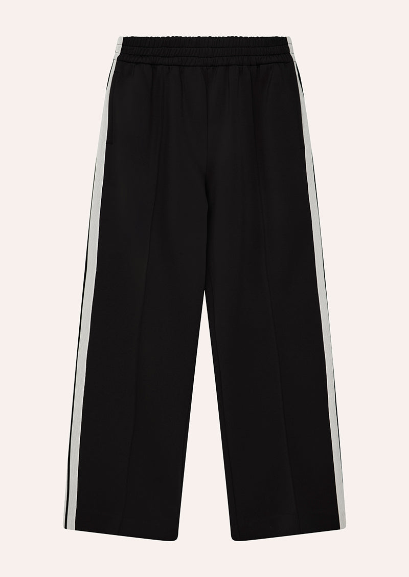 PRELUDE TRACKPANT IN LICORICE