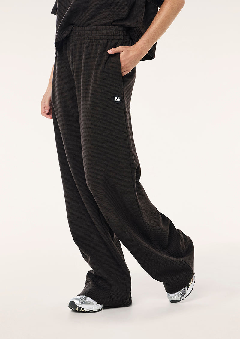PRINTEMPS TRACKPANT IN LICORICE