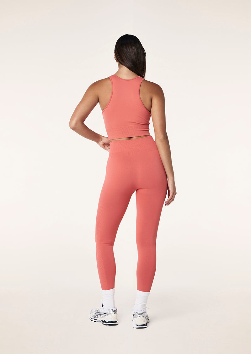 RESTORE SEAMLESS LEGGING IN BRICK RED