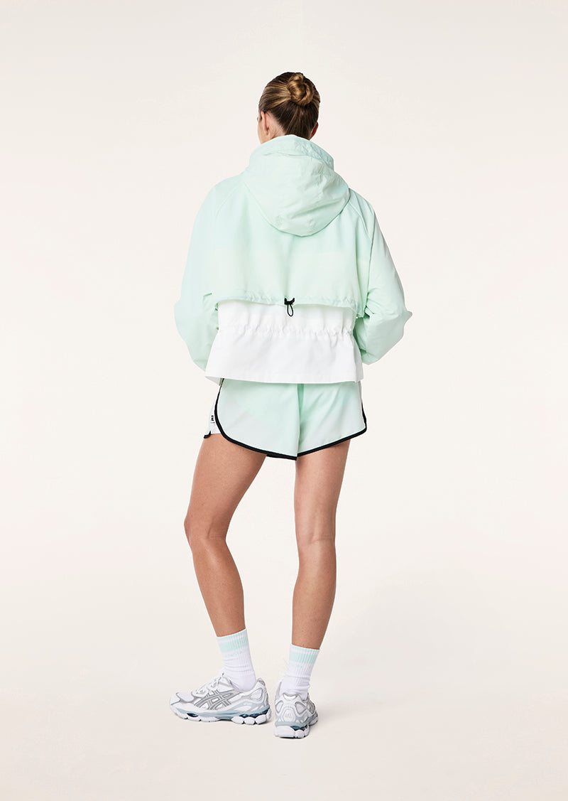 SHELTER JACKET IN HINT OF MINT