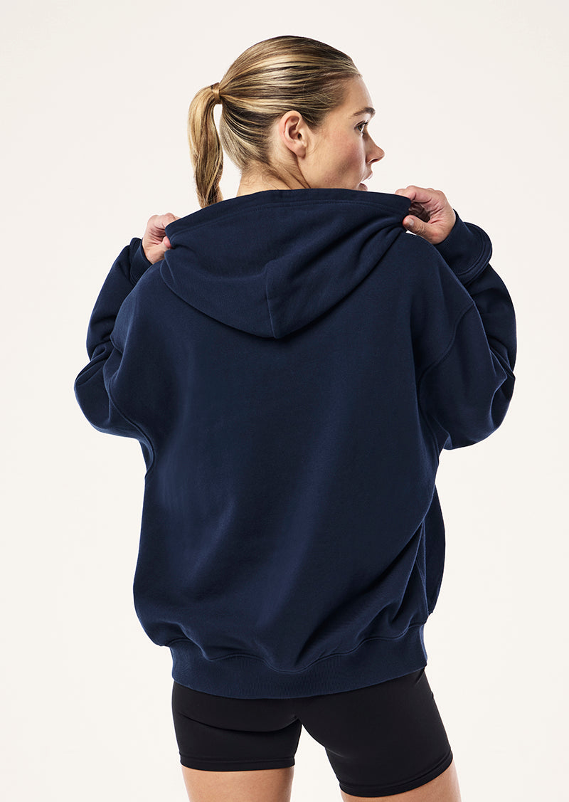 STRIDE HOODIE IN DARK NAVY