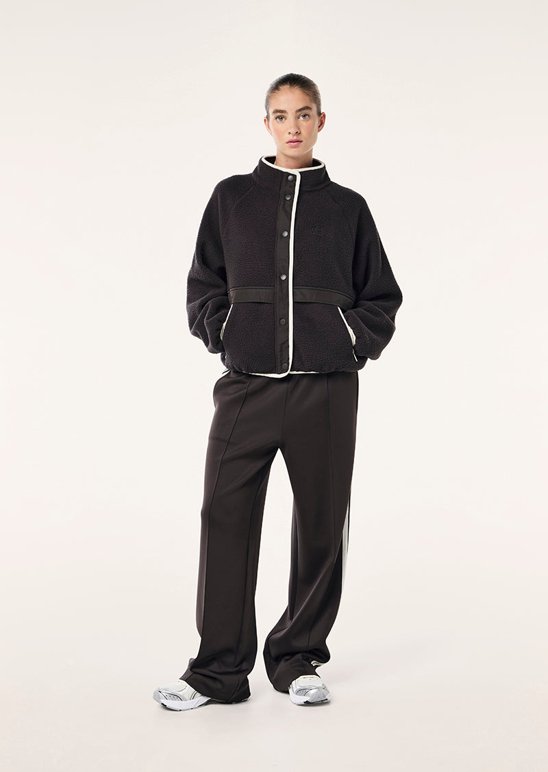 TECHNIQUE JACKET IN LICORICE