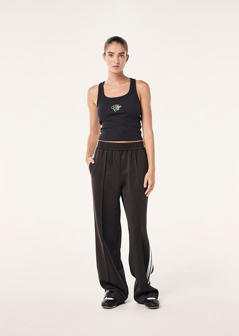 PRELUDE TRACKPANT IN LICORICE
